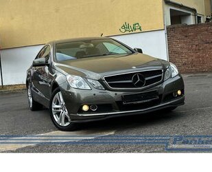 Mercedes-Benz E 250 CGI BlueEfficiency Aut.*Kamera*SHZ*NAV* Gebrauchtwagen