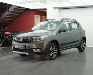 Dacia Sandero TCe 90 Stepway Celebration Navi Kamera Gebrauchtwagen