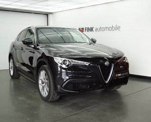 Alfa Romeo Stelvio Super 2.0 Turbo 16 V AT8-Q4 Leder Navi Gebrauchtwagen