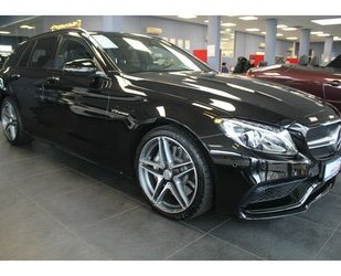 Mercedes-Benz C 63 AMG Speedshift 7G-MCT Perf. AGA - Night Gebrauchtwagen