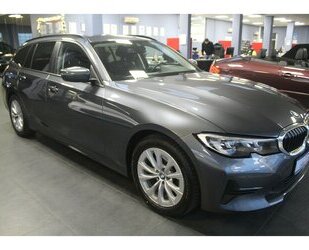 BMW 320 320d Touring xDrive Aut. Advantage Gebrauchtwagen