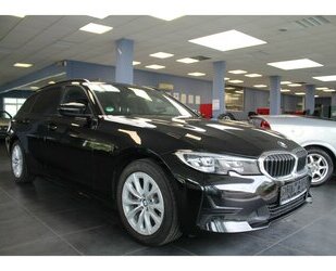 BMW 320 320d Touring xDrive Aut. Advantage Gebrauchtwagen