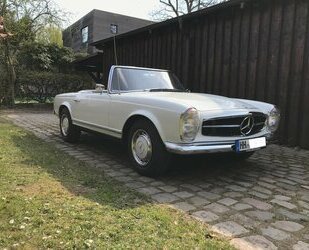 Mercedes-Benz 230 SL Pagode W113 Oldtimer