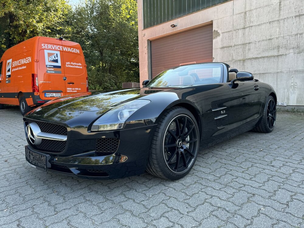 SLS AMG Roadster