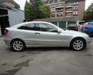 Mercedes-Benz C 180 Autom 1.Hd Navi+Leder+PanDach+PDC+SHZ 56Tk Gebrauchtwagen