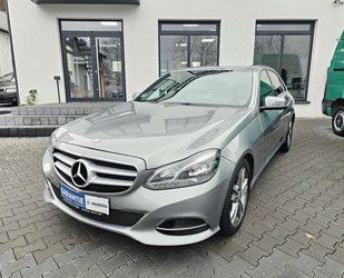 Mercedes-Benz E 300 NAVI COMAND LEDER PDC AUTOMATIK Gebrauchtwagen