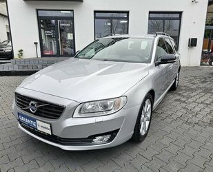 Volvo V70 D4 Linje Svart Leder NAVI AHK AUS 1.HAND Gebrauchtwagen