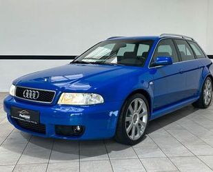 Audi RS4 2.7 Bi-Turbo quattro Xenon*Leder*BOSE* Gebrauchtwagen