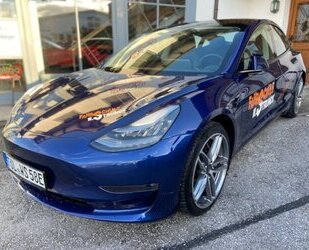 Tesla Model 3 Long Range Dual AWD *AHK* Gebrauchtwagen