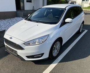 Ford Focus 1.5TDCi Nav.Temp.PDC.ServNeu.1.Hd.GARANTIE Gebrauchtwagen