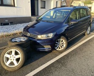 VW Touran 2.0TDI SCR BMT Navi 7Sitze SR+WR GARANTIE Gebrauchtwagen