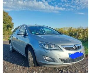 Opel Astra J Sports Tourer Gebrauchtwagen