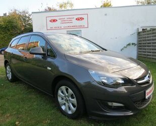 Opel Astra Sports Tourer 1.4 Style NAVI CAM AHK SITZH Gebrauchtwagen