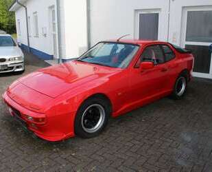 Porsche 944 