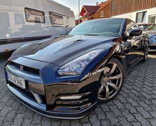 Nissan GT-R 