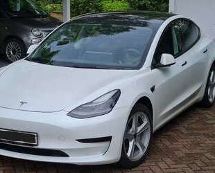 Tesla Model 3 Gebrauchtwagen