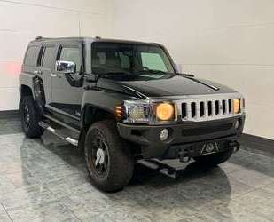 Hummer H3 