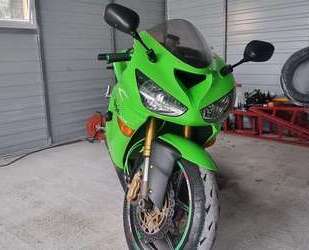 Kawasaki Ninja ZX-6R 