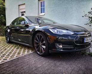 Tesla Model S Gebrauchtwagen