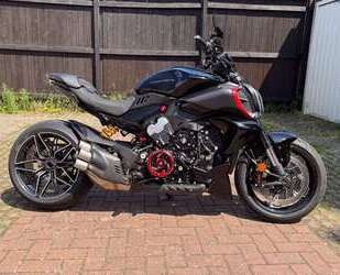 Ducati Diavel Gebrauchtwagen