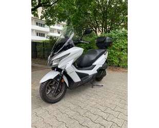 Kymco X-Town 