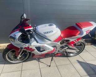 Yamaha YZF-R1 Gebrauchtwagen