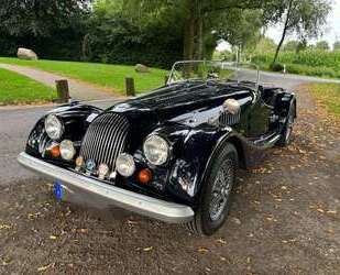 Morgan Plus 8 