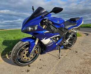 Yamaha YZF-R1 