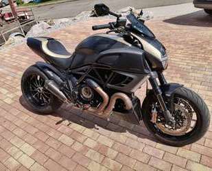 Ducati Diavel Gebrauchtwagen