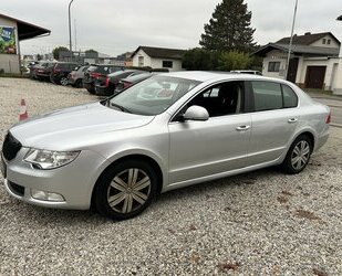 Skoda Superb 1.8 i Ambition Xenon Navi PDC SHZ Gebrauchtwagen