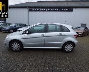 Mercedes-Benz B 180 Blue Efficiency Navigation 8-fach-bereift Gebrauchtwagen