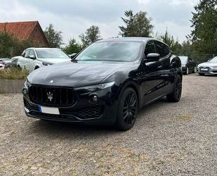 Maserati Maserati Levante 3.0/V6 d+XENON+NAVI+KAMERA+LEDER+ Gebrauchtwagen