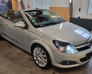 Opel Opel Astra H Twin Top Cosmo*Leder*Xenon* Gebrauchtwagen