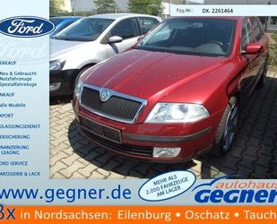 Skoda Skoda Octavia Combi Elegance 1.6 FSI Navi PDC Gebrauchtwagen