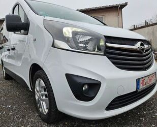 Opel Opel Vivaro 9Sitzer biTurbo145 ps 1.6 diesel Gebrauchtwagen