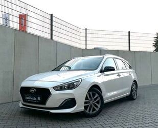 Hyundai Hyundai i30 cw Select/Klima/Parksensor/Kamera/SR+W Gebrauchtwagen