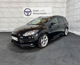 Ford Ford Focus Turnier ST 2.0 EcoBoost / LED/CAM/NAVI Gebrauchtwagen