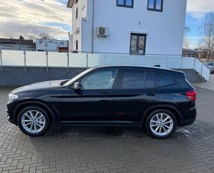 BMW BMW X3 xDrive 30 e Advantage*PANO*CAM/SHZ*AUT*NAVI Gebrauchtwagen