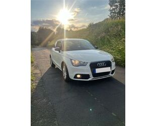 Audi Audi A1 1.6 TDI Ambition Gebrauchtwagen