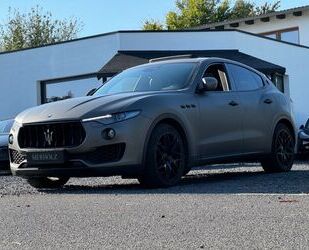 Maserati Maserati Levante Diesel PANO+H&K+V8-Sound+Leder+Ka Gebrauchtwagen