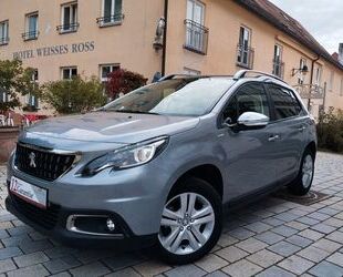 Peugeot Peugeot 2008 Style*erst 2300KM*TEMPO*SHZ* Gebrauchtwagen