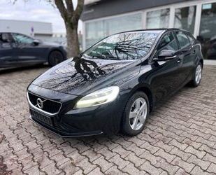 Volvo Volvo V40 Momentum|1.Hand|T-Leder|R-Kamera|Navi|8- Gebrauchtwagen