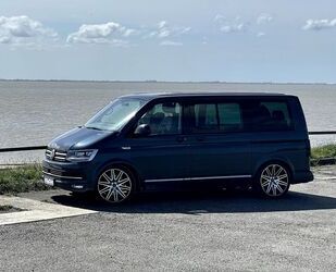 VW Volkswagen T6 Multivan 20Zoll Sportfahrw. 4WR Stan Gebrauchtwagen