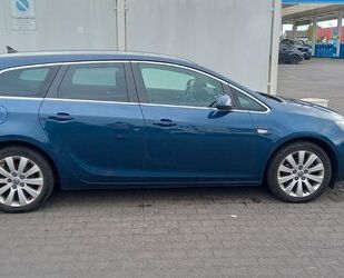 Opel Opel Astra Sports Tourer 2.0 CDTI Sport Sport Gebrauchtwagen