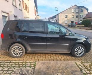 VW Volkswagen Touran 2.0 TDI mit Panorama Dach Gebrauchtwagen