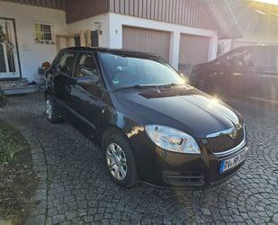 Skoda Skoda Fabia 1.4 Classic 8fach bereift 5-T. unfallf Gebrauchtwagen