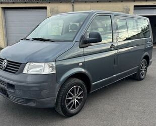 VW Volkswagen T5 Caravelle, 9 Sitzer, Zahnriemen und Gebrauchtwagen