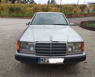 Mercedes-Benz Mercedes-Benz 200 E Gebrauchtwagen