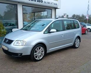 VW Volkswagen Touran Trendline*TopZustansd*TÜV+Servic Gebrauchtwagen