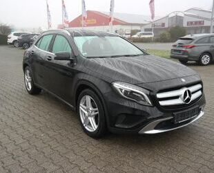 Mercedes-Benz Mercedes-Benz GLA 200 d Urban AHK Panoramadach TOP Gebrauchtwagen